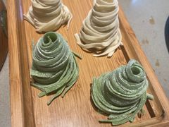 双色蔬菜面-享月汤皇·海鲜小火锅·聚会(曲江创意谷店)