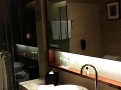 -上海龙之梦万丽酒店