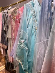 -彭彭的汉服体验馆(东湖林语店)