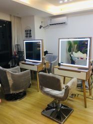 -E.L.K造型momopark店