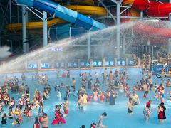 -青岛东方影都融创水世界