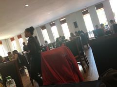 -Neary Khmer Restaurant