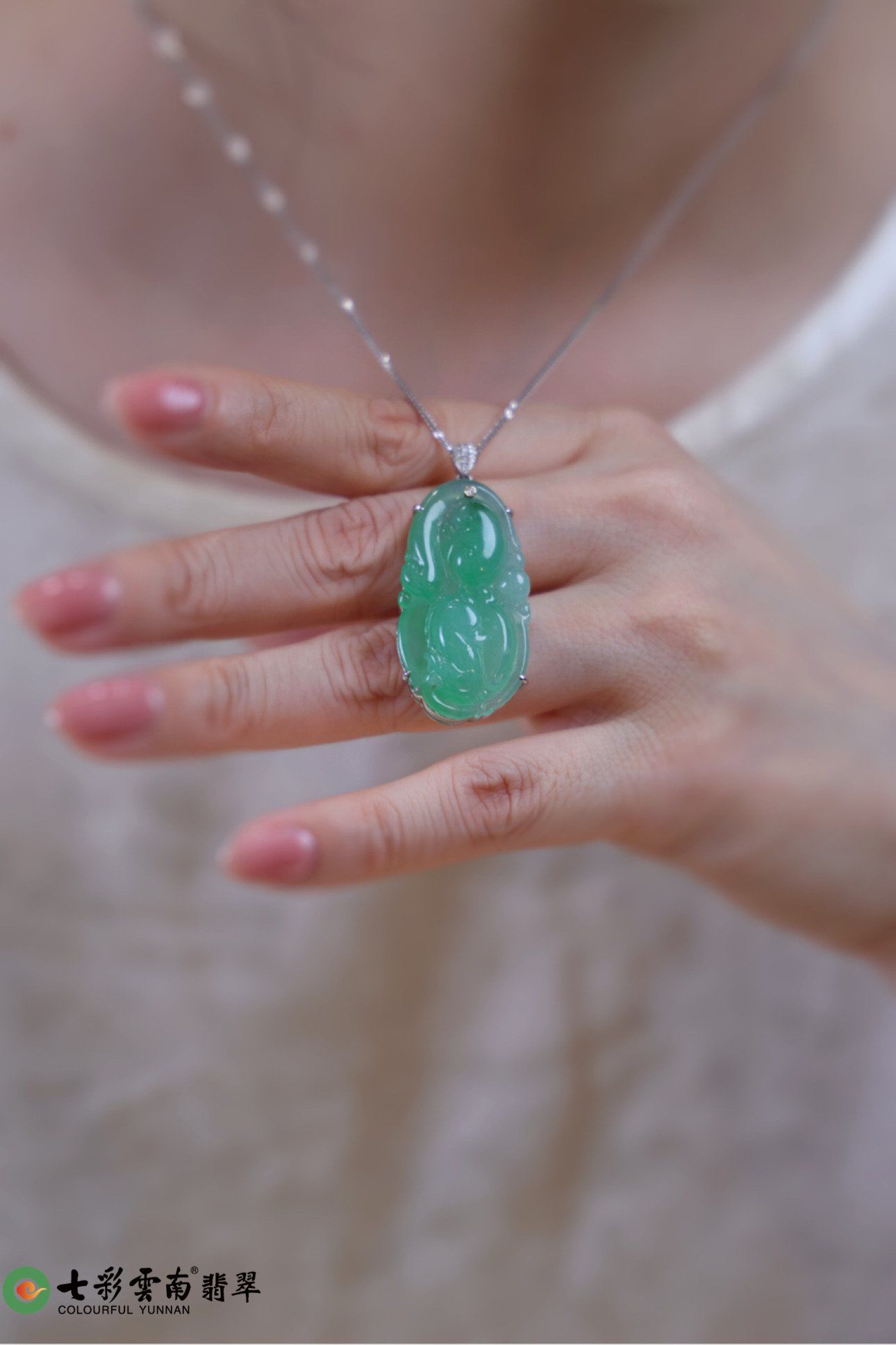 伟德国际哈尔滨市阿城区人民法院关于（刑）2-49翡翠A货冰飘绿观音挂件（已评估）（第二次拍卖）的公告