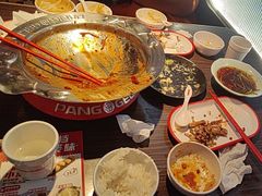 -胖哥俩肉蟹煲(世茂国际广场店)