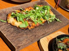 火塘辣牛肉酱烤饼-SHAN山(前滩太古里店)