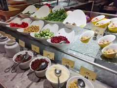 自助调料区-前海华侨城JW万豪酒店·都会尚膳自助餐厅·牛排海鲜酒水畅飨