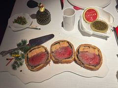 鱼子酱惠灵顿牛排-弦月窗LUNETTE BY AMANDA(复兴路店)