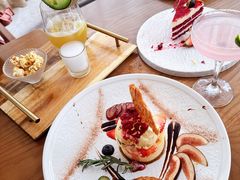 -Mark&Mars Restaurant