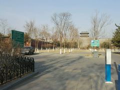 -城墙带状公园-大同古城墙广场停车场