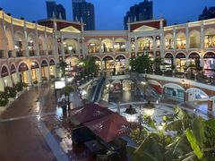 -佛罗伦萨小镇广佛名品奥特莱斯(疏港路店)