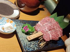 招牌壶渍牛小排-本寻烧肉酒场(双井店)