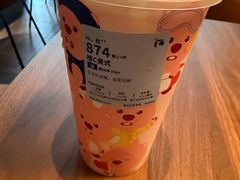 -瑞幸咖啡(岳家嘴地铁站店)