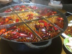 -白乐天毛肚火锅馆(南滨路店)