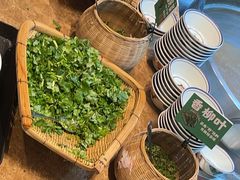 -云阿蛮云南生烫牛肉米线(奉贤路店)