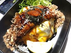 25厘米超长肥嘟鳗鱼饭-猫儿山۰猫主题餐厅