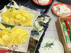 -边江铁锅炖鱼(振八街店)