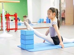 -艺彩童馨舞蹈培训学校(西湖道校区)