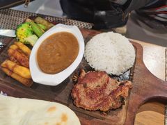 -岗底斯尼泊尔餐厅(万达店)