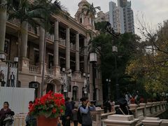 -香港大学
