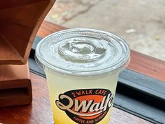 摇滚菠萝椰子-2walk走走咖啡