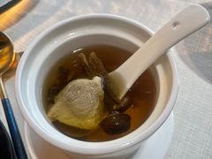 鹿茸菌炖鸡汤-岁粤Moon·湖景餐厅(月光码头店)