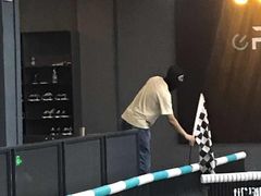 -e赛道卡丁车