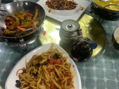 -天天向上素食餐厅(五台山店)