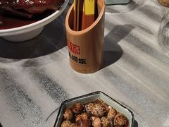 -魏铭鱼头捞饭(晋阳路店)