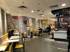 大堂-麦当劳(广州新港东路第二分店)