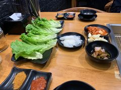 -肉甲韩国木炭烤肉(新壹街1店)