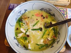 -芸南道·过桥米线(昆明老街旗舰店)