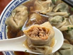 半菜半肉-古徽州馄饨店(宝安路店)