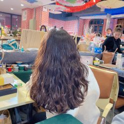 -银星女王公园发型艺术沙龙
