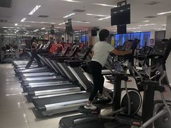 -诺伯曼·运动会馆(新梦店)