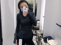 -lululemon(比斯特购物村店)