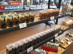 面包甜点陈列柜-仟吉(南湖店)