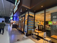 -星巴克(青岛火车北站候车大厅店)