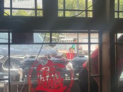 -富正毅三下锅·湘西韵味(天门山索道店)