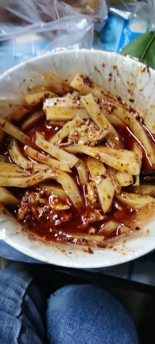 王小凤擀面皮(泾川店)-"以前上初中的时候老听说,后来到县城上高中.