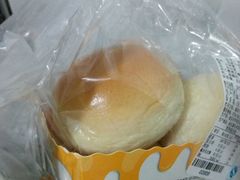 -华荣西饼屋(金禧店)