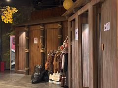 -暴风岛沉浸式体验馆(百联世纪店)