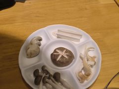 菌菇拼盘-丽和苑·自助寿喜锅(虹梅路店)