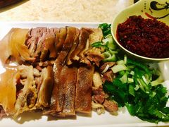 带皮狗肉-英子补身汤(海兰路店)