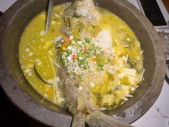 -小凤庭·地道湖北菜武昌鱼·藕汤(38年黄鹤楼店)
