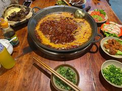 -四小区火锅·巷子里的重庆火锅(花照壁店)