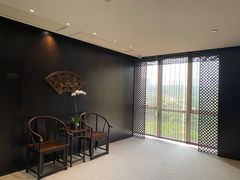 -深圳隐秀山居酒店