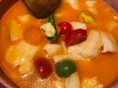 -云海肴·汽锅鸡·云南菜(天山百盛优客店)