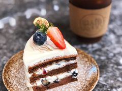 自家烘焙蛋糕-是啡·日式精品咖啡(东门太阳百货店)