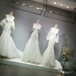 -艾米丽婚纱礼服