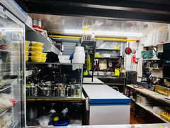 -茶语特色小吃店